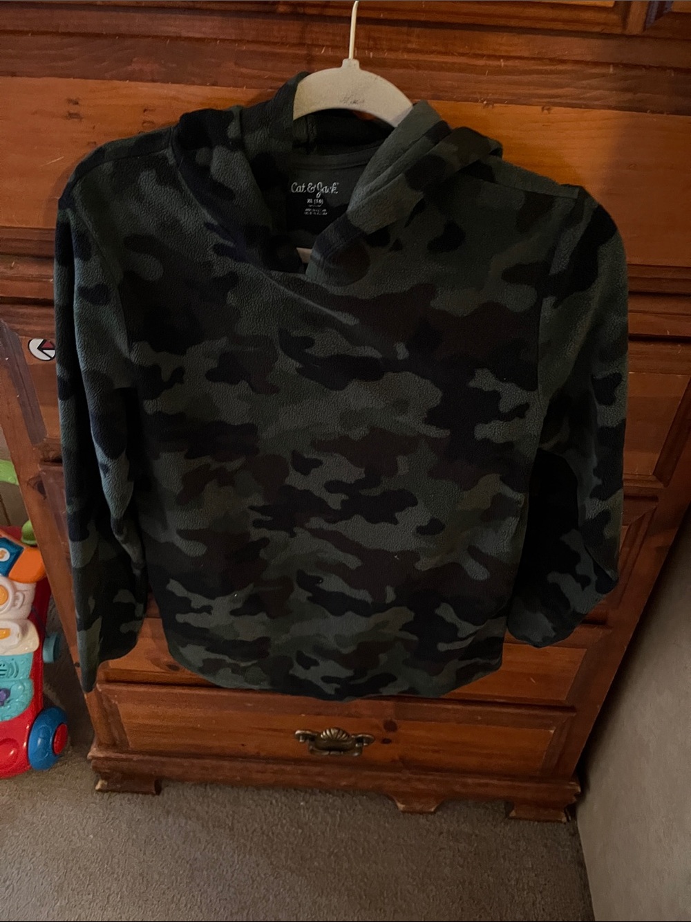 Cat & Jack Green & Black Camo Hooded Pullover